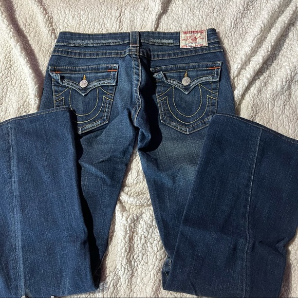 TRUE RELIGION | Women’s Flare Jeans - Picture 2 of 9